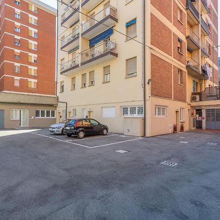 San Donato Fiere Essential Apartment W/Parking Bologna Ngoại thất bức ảnh